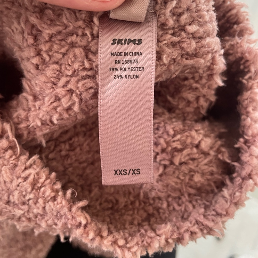 Skims Sherpa Cropped Fuzzy Knit Top XXS - Picture 5 of 6